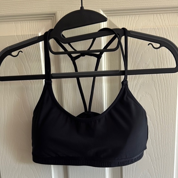 Under Armour Black Strappy Sports Bra - Picture 1 of 2